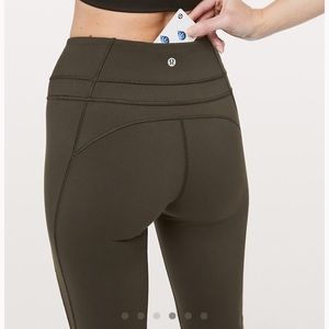 BLACK lululemon yoga pants